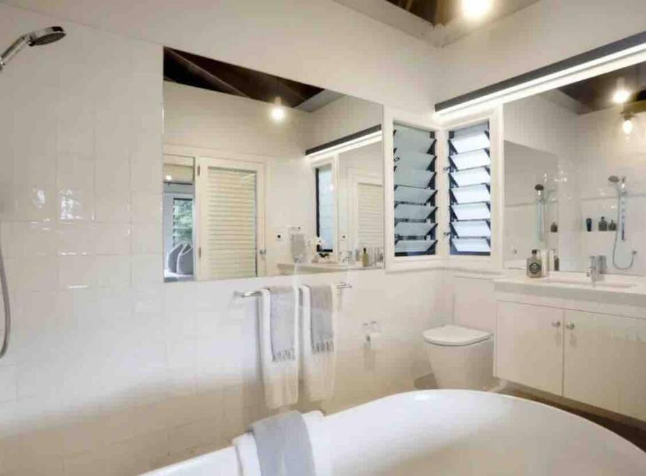 Sydney Northern Beaches Waterfront Winter Escape - Holiday home Clareville